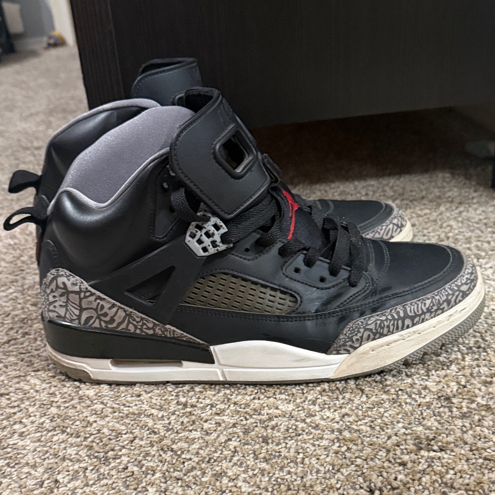 Men’s Nike air Jordan spizike black cement